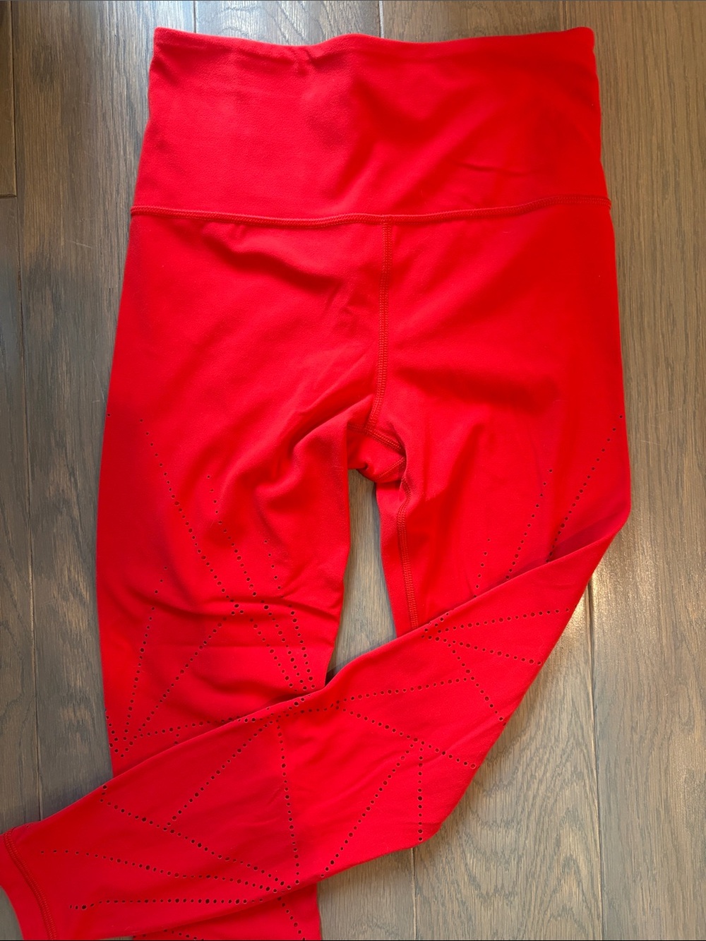 Athleta Elation 7/8 Tight - Timeless Red Lasercut - size XS